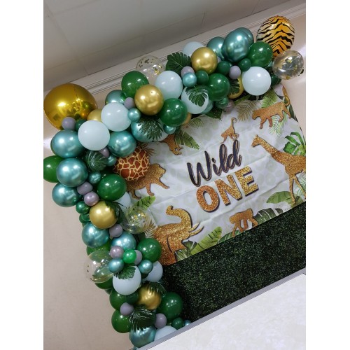 Wild One Jungle Theme Balloon Arch